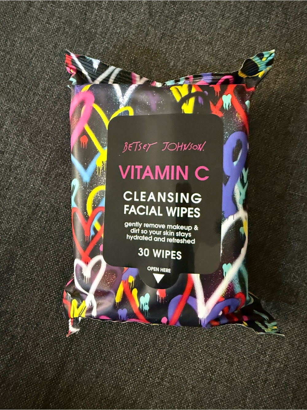 Betsey Johnson Vitamin C Cleansing Facial Wipes - Multicolor